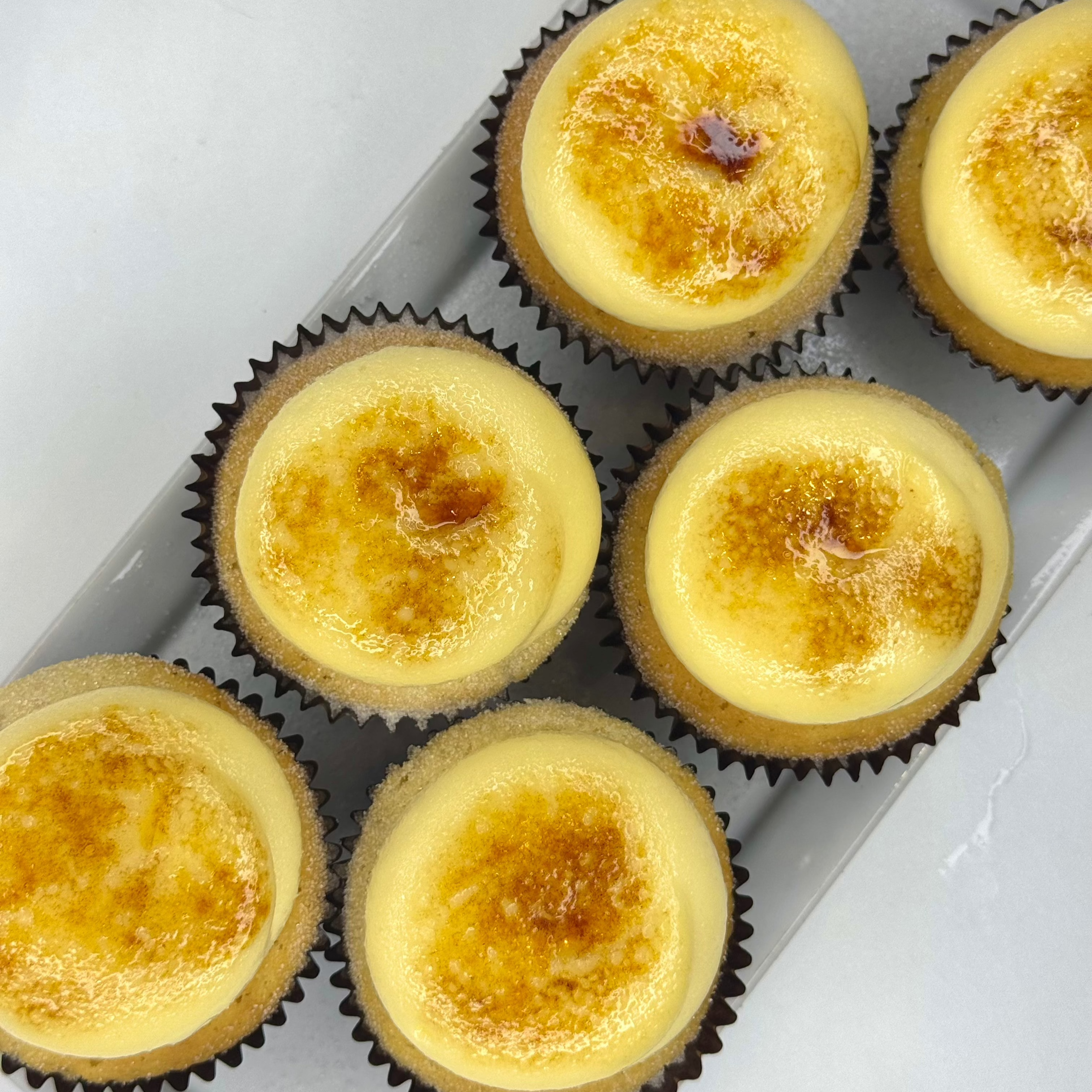 Crème Brûlée Cupcake