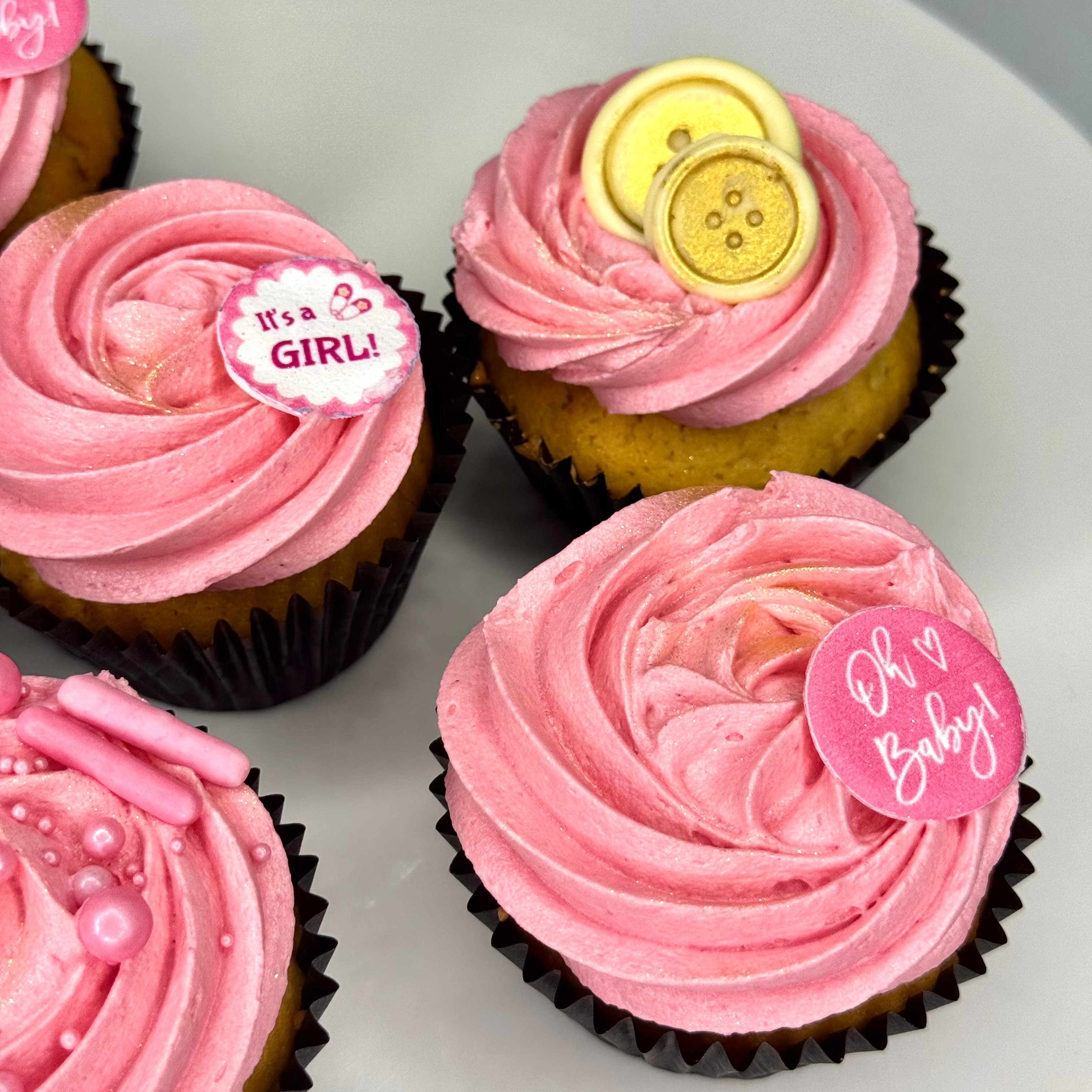 It’s a Girl Cupcakes